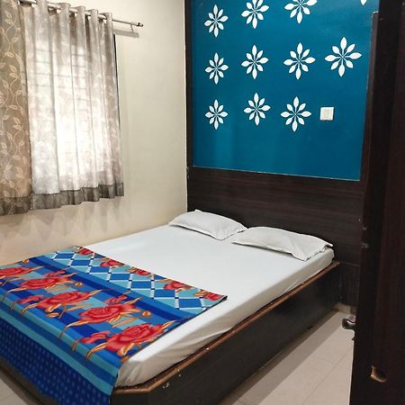 Hotel Sai Vasant Vihar Shirdi Eksteriør billede
