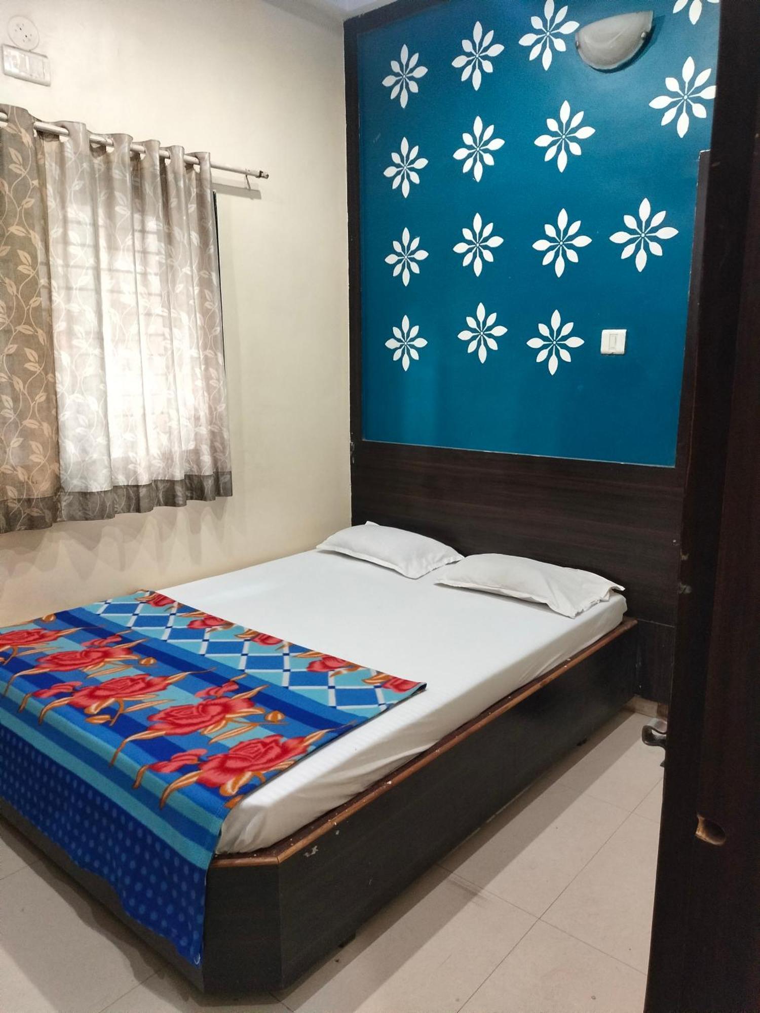 Hotel Sai Vasant Vihar Shirdi Eksteriør billede